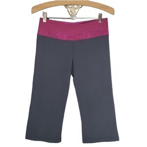 Lululemon gray raspberry groove crop pants 6